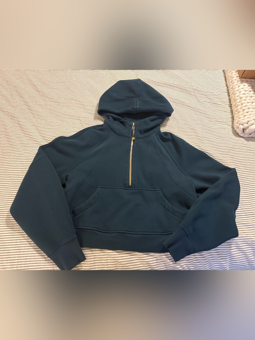 Lululemon 1/2 Zip Scuba Hoodie